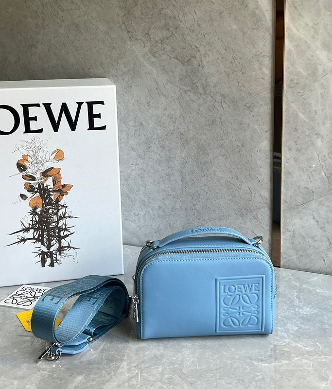 MC-Loewe-1255