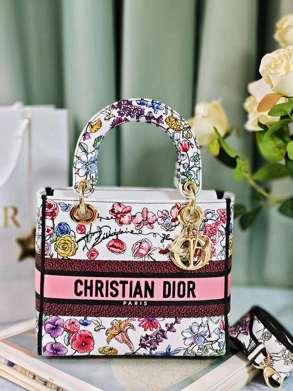 MC-Christian Dior-4445