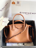 MC-GIVENCHY-641