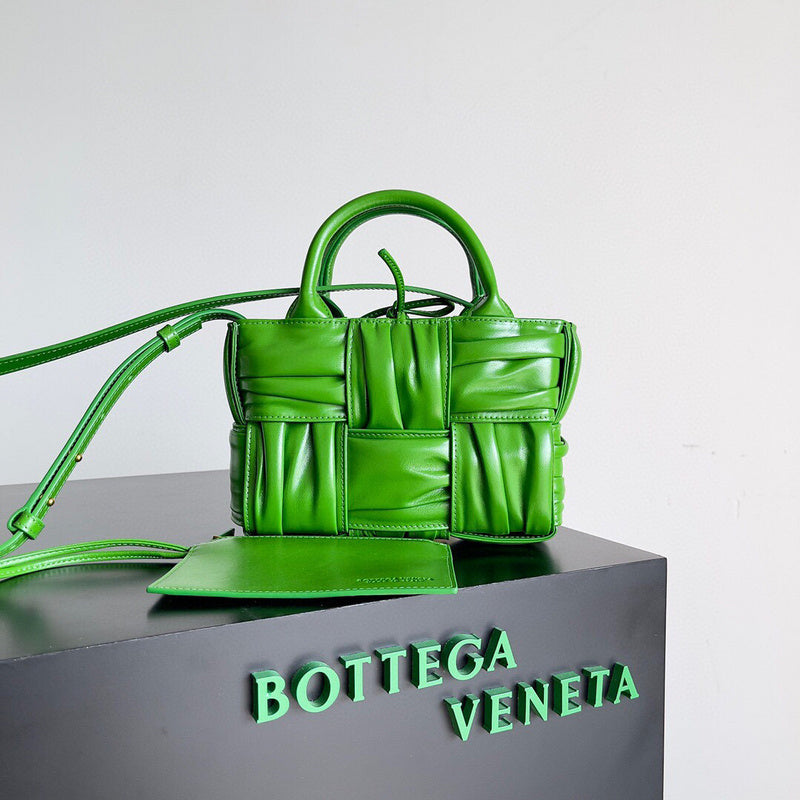 MC-Bottega Veneta-2493