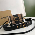 MC-Burberry-670