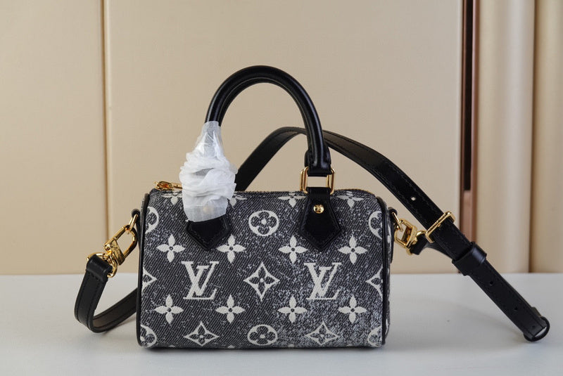 MC-LV-Bags-4893