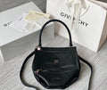 MC-GIVENCHY-643