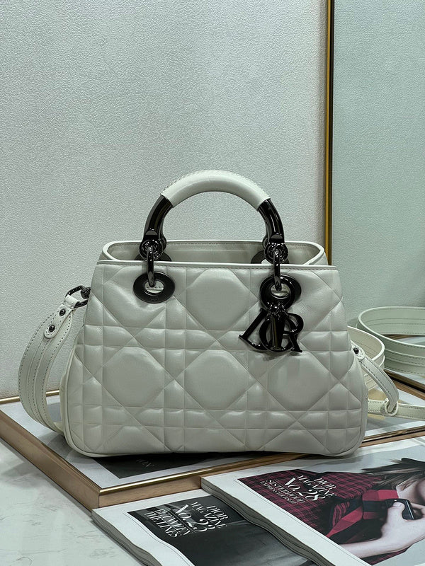 MC-Christian Dior-4472