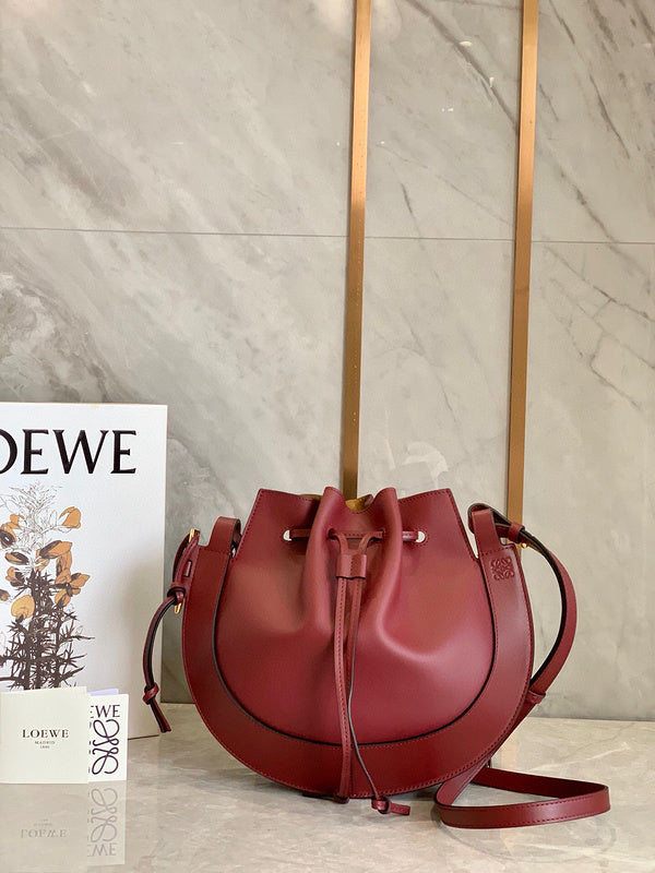 MC-Loewe-1266
