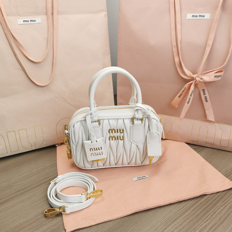 MC-Miu Miu-532