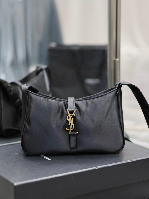 MC-YSL-Bags-4050