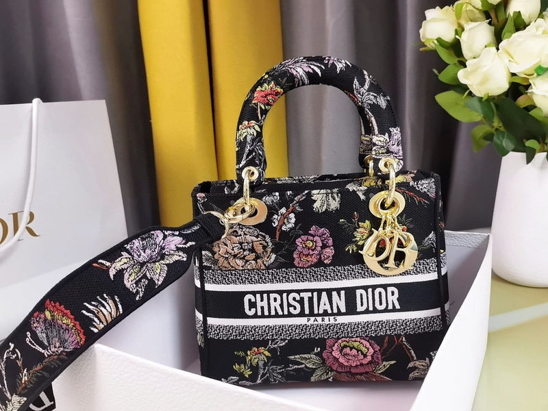 MC-Christian Dior-4489