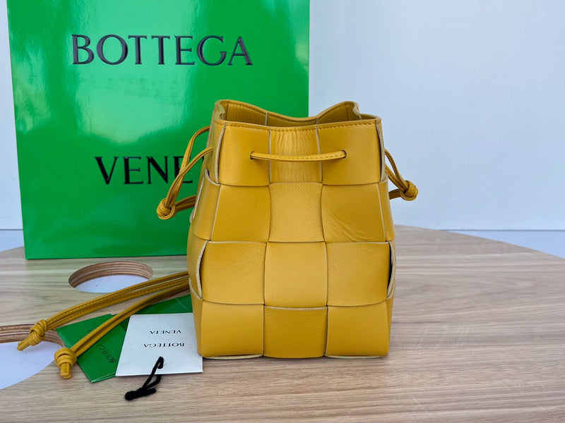 MC-Bottega Veneta-2517
