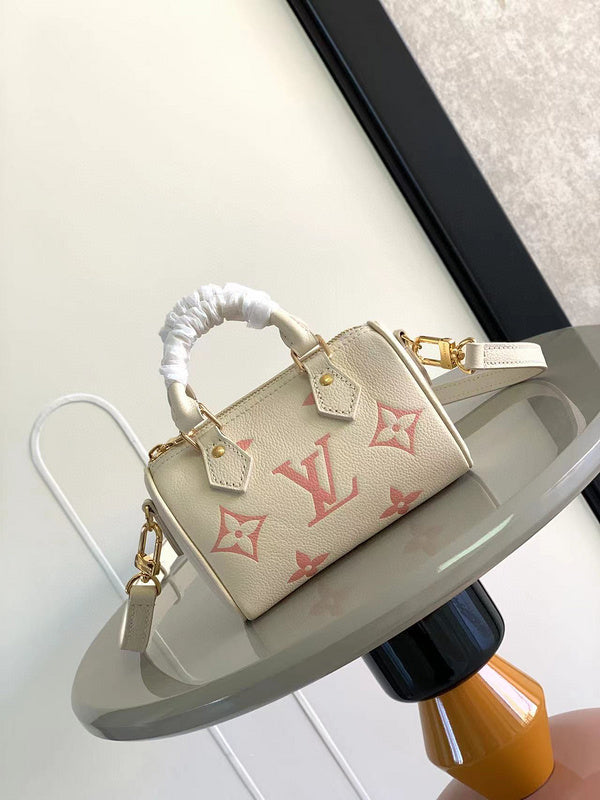 MC-LV-Bags-4932