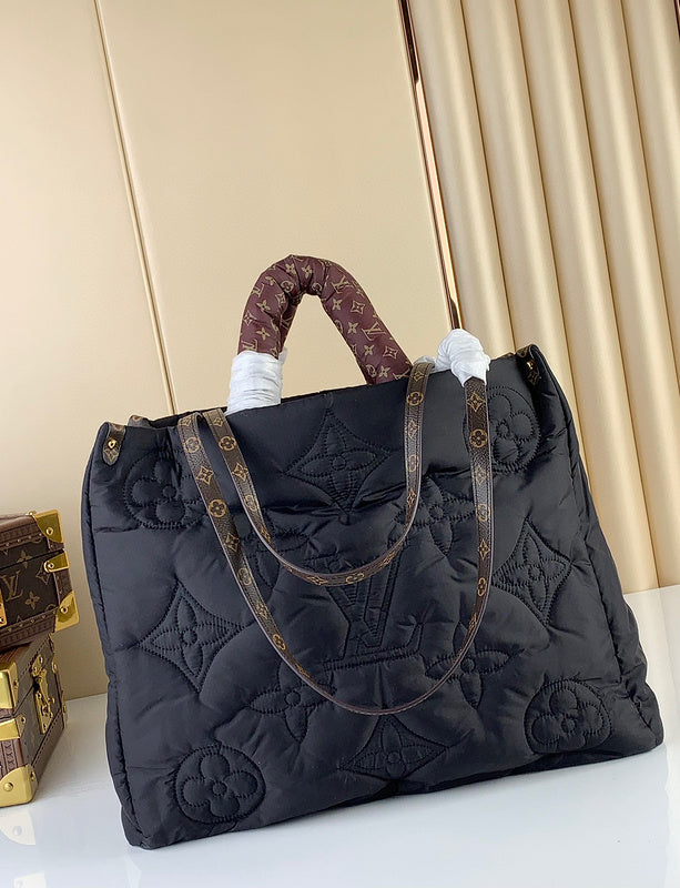 MC-LV-Bags-4943