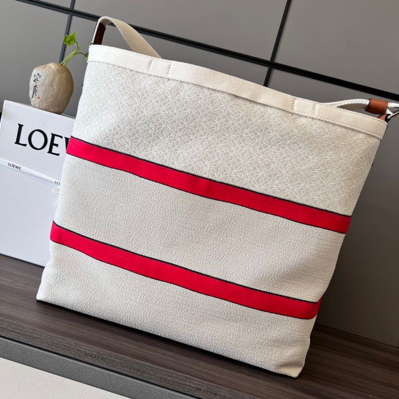 MC-Loewe-1283