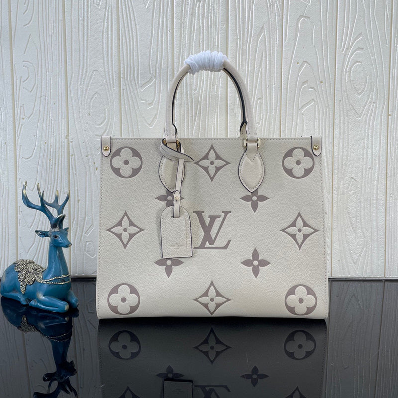 MC-LV-Bags-4946