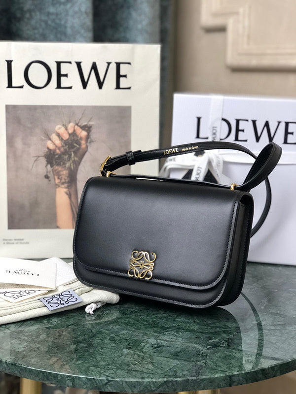 MC-Loewe-1286