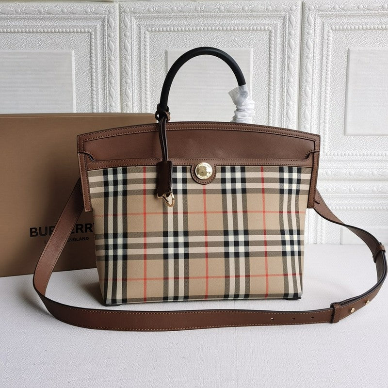 MC-Burberry-686