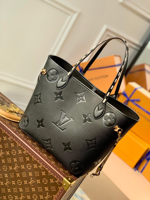 MC-LV-Bags-4963