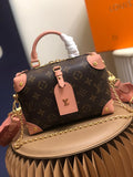 MC-LV-Bags-4967