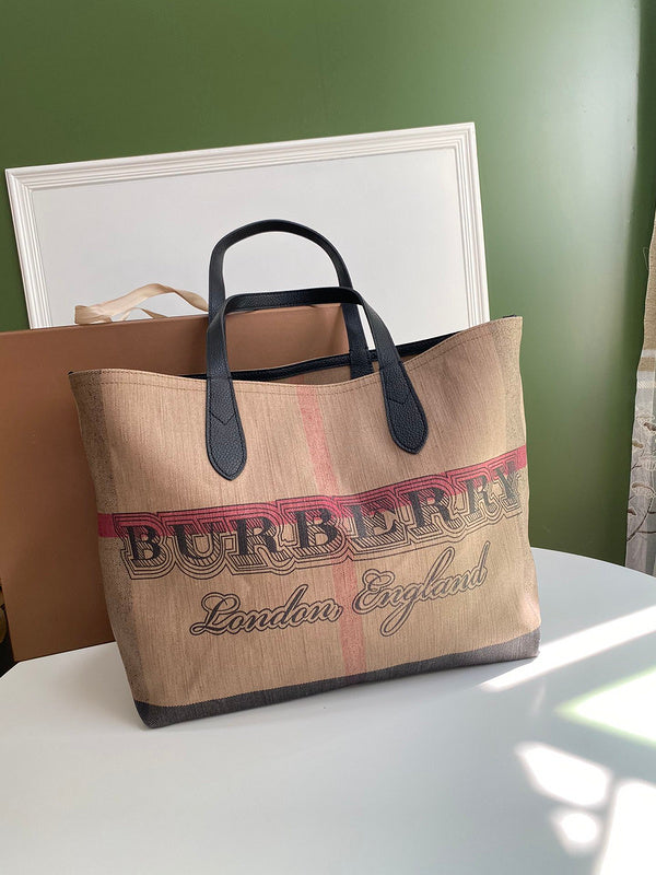 MC-Burberry-689