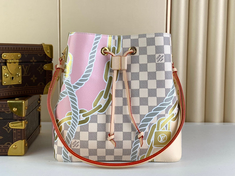 MC-LV-Bags-4979
