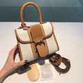 MC-Delvaux-044