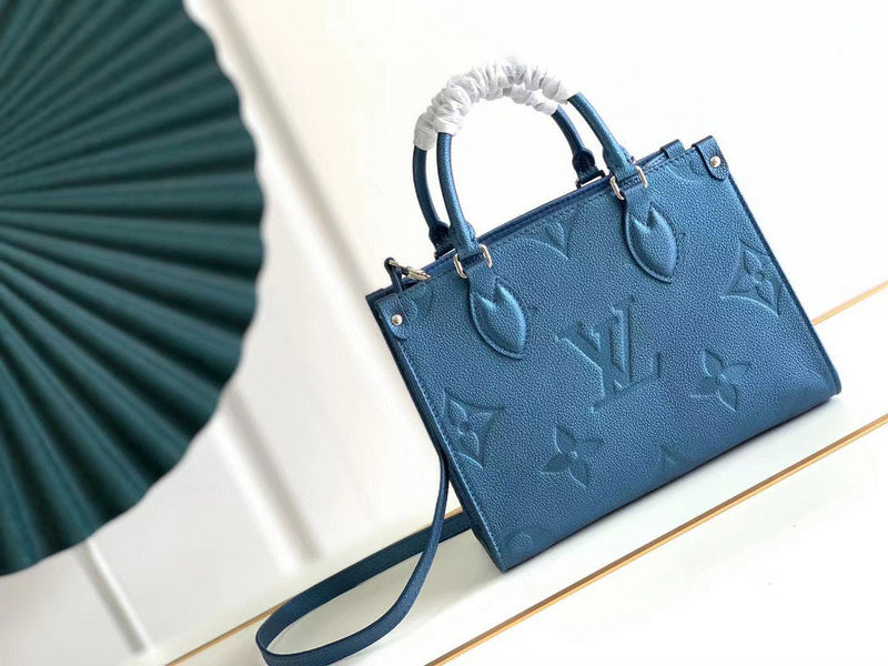 MC-LV-Bags-4984