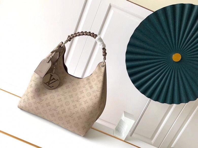 MC-LV-Bags-4998