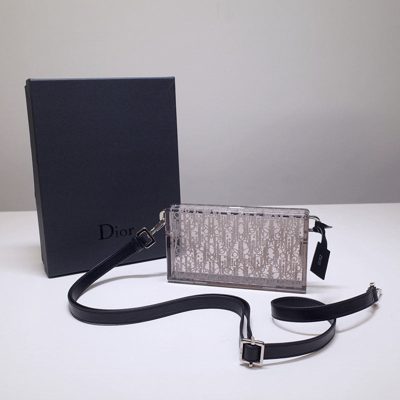 MC-Christian Dior-4579
