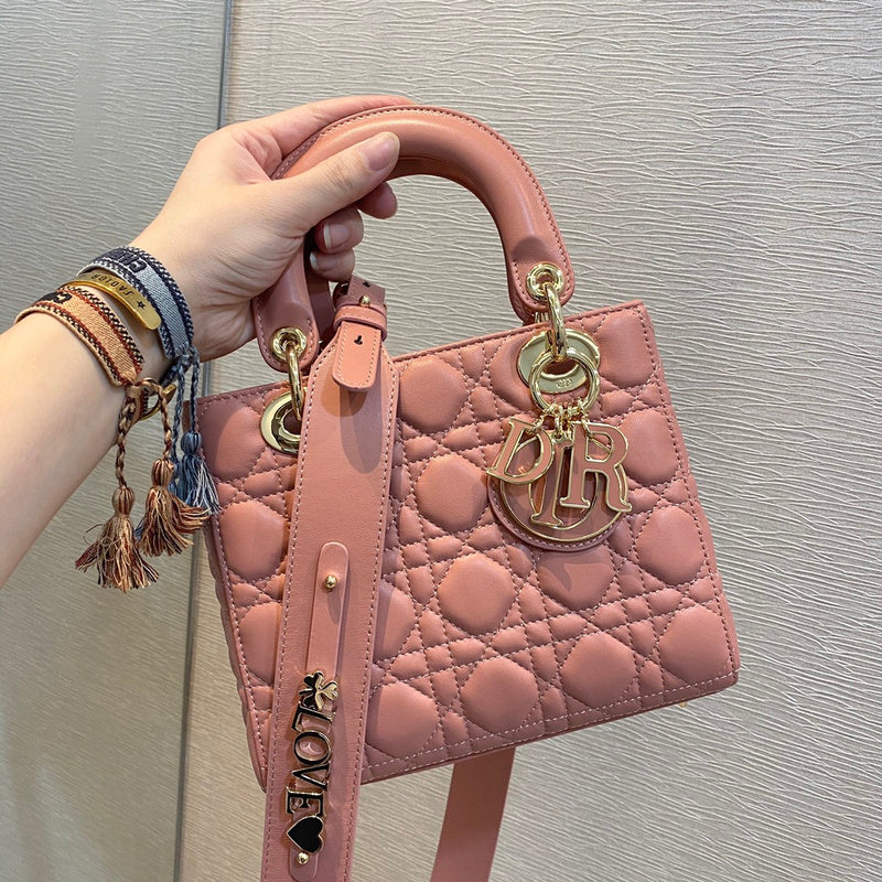 MC-Christian Dior-4581