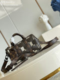 MC-LV-Bags-5008