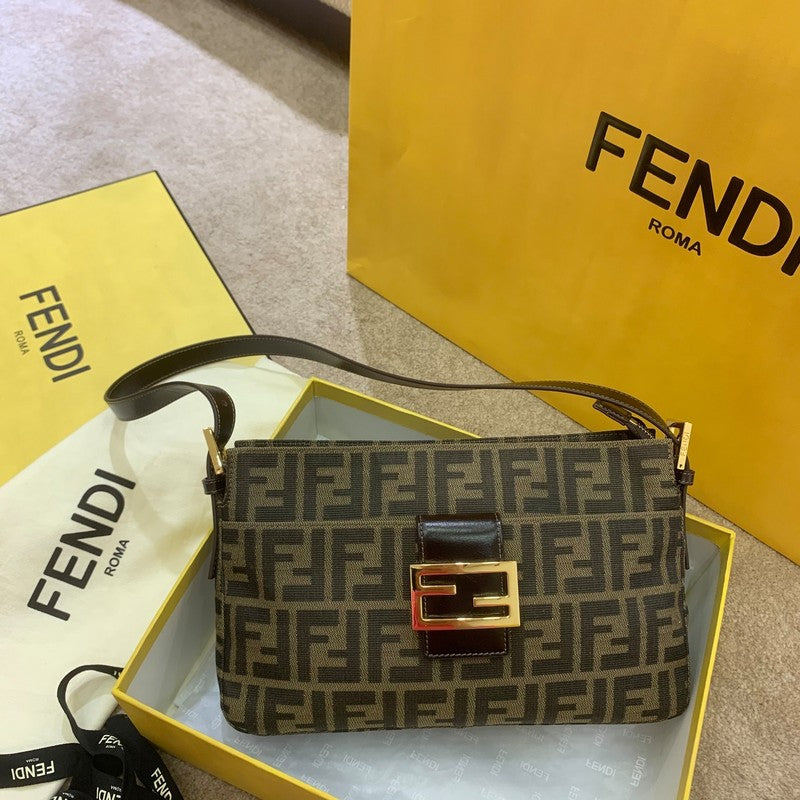 MC-FENDI-4817
