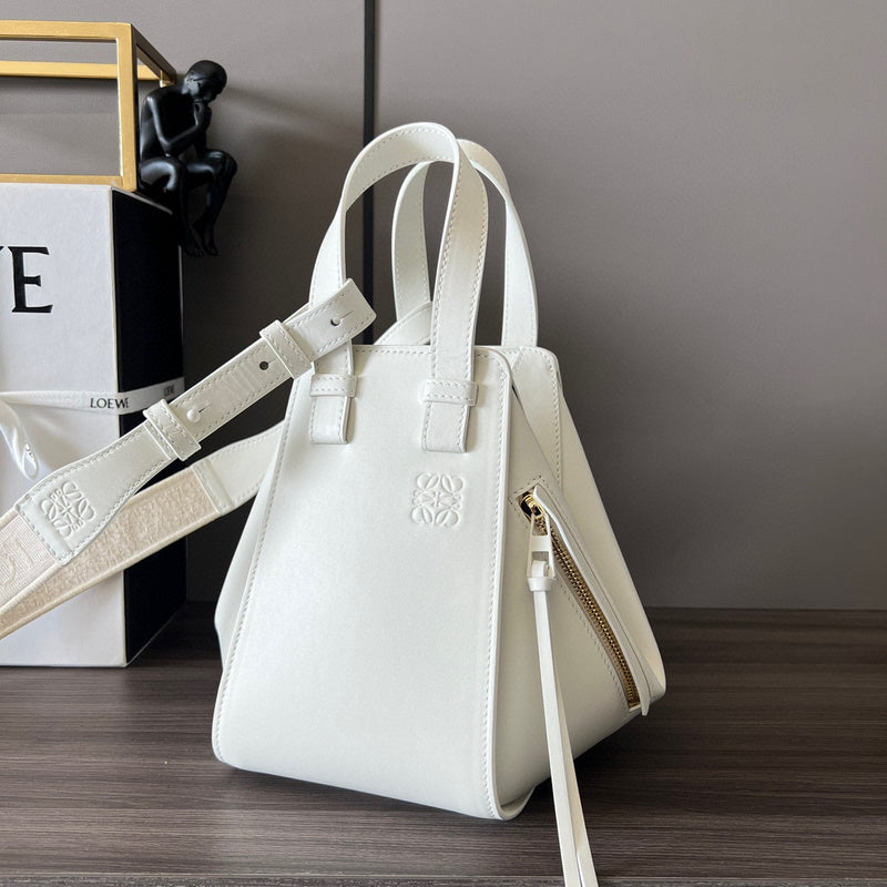 MC-Loewe-1303
