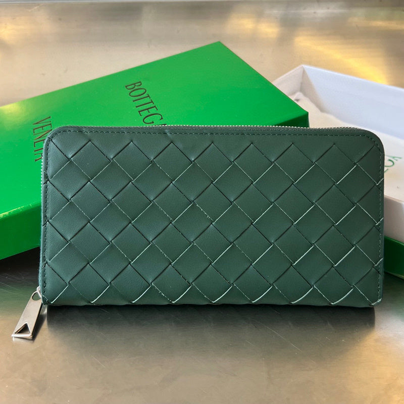 MC-Wallets-936