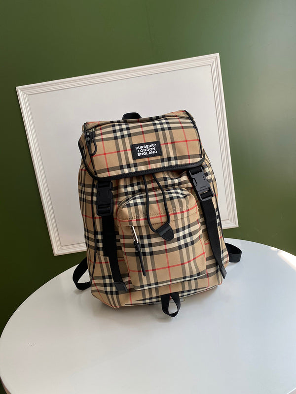 MC-Burberry-702