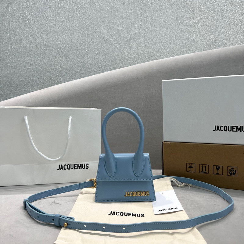 MC-JACQUEMUS-359