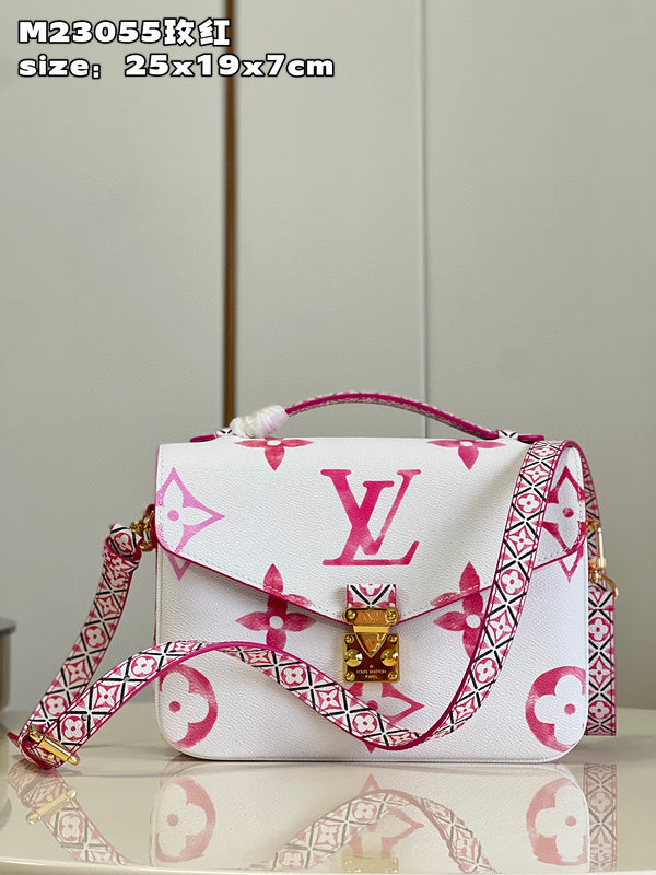 MC-LV-Bags-5022