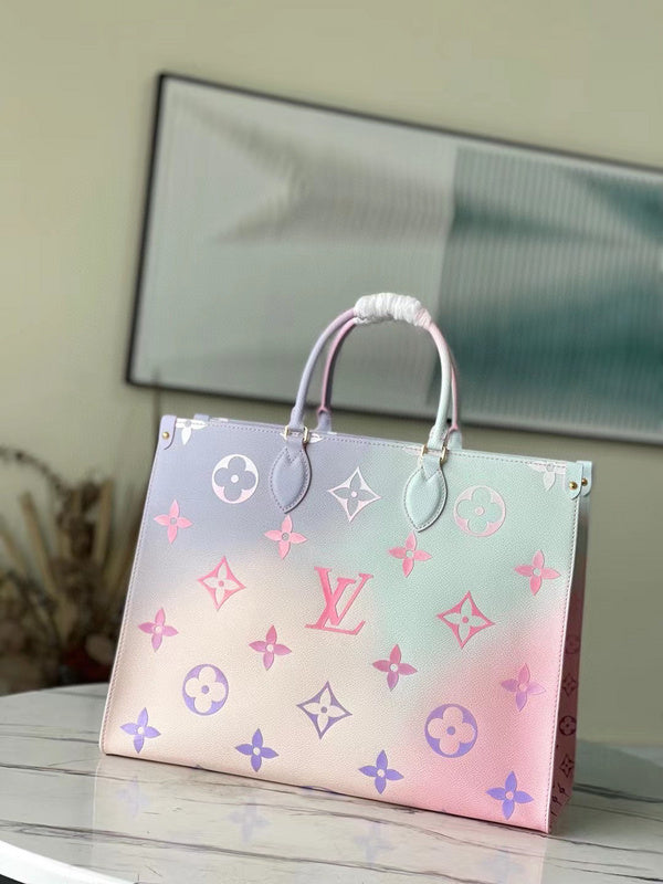 MC-LV-Bags-5023