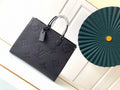 MC-LV-Bags-5024