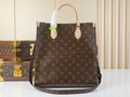 MC-LV-Bags-5039