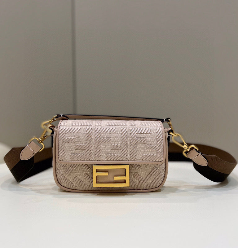 MC-FENDI-4847
