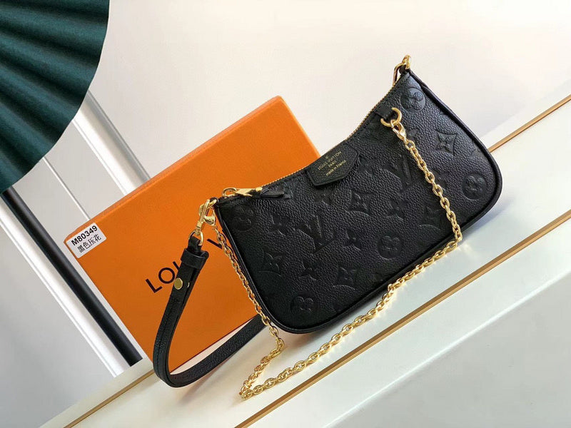 MC-LV-Bags-5061