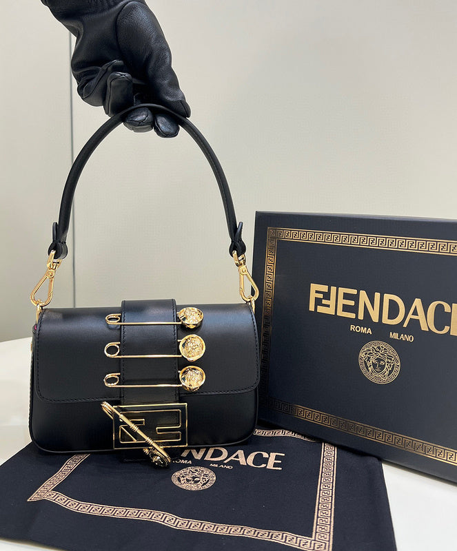 MC-FENDI-4854