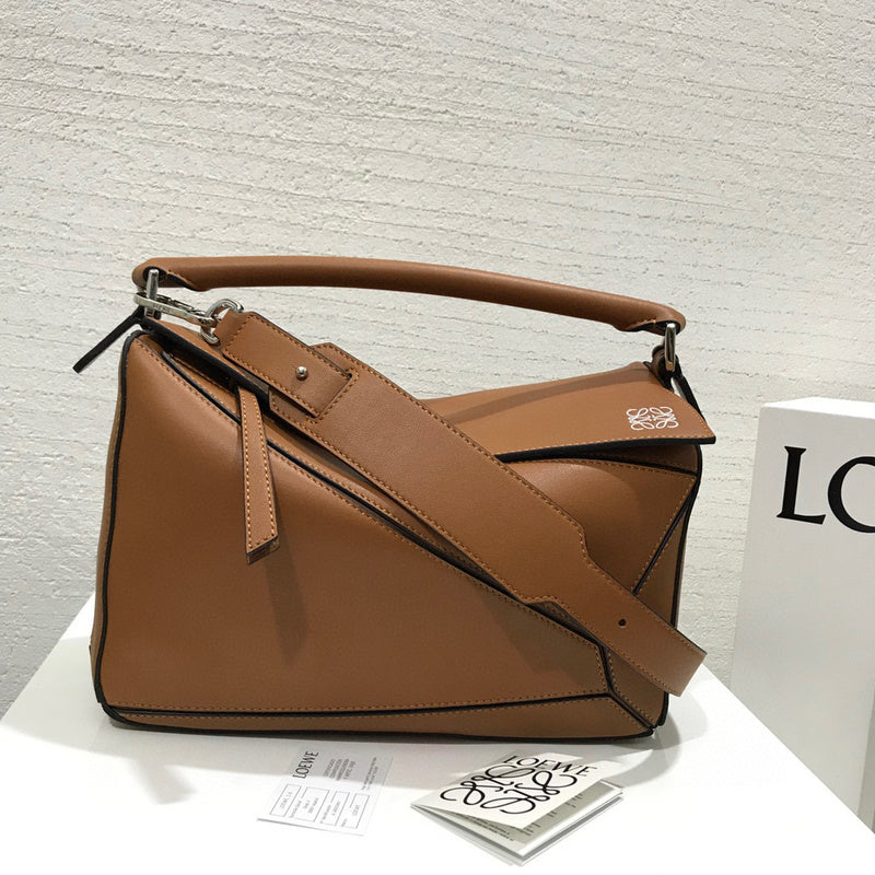 MC-Loewe-1326