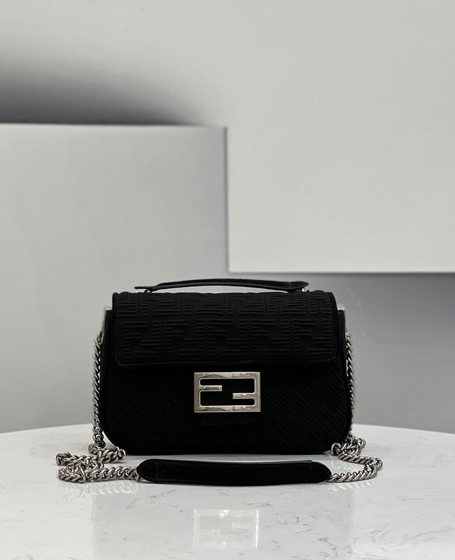 MC-FENDI-4887