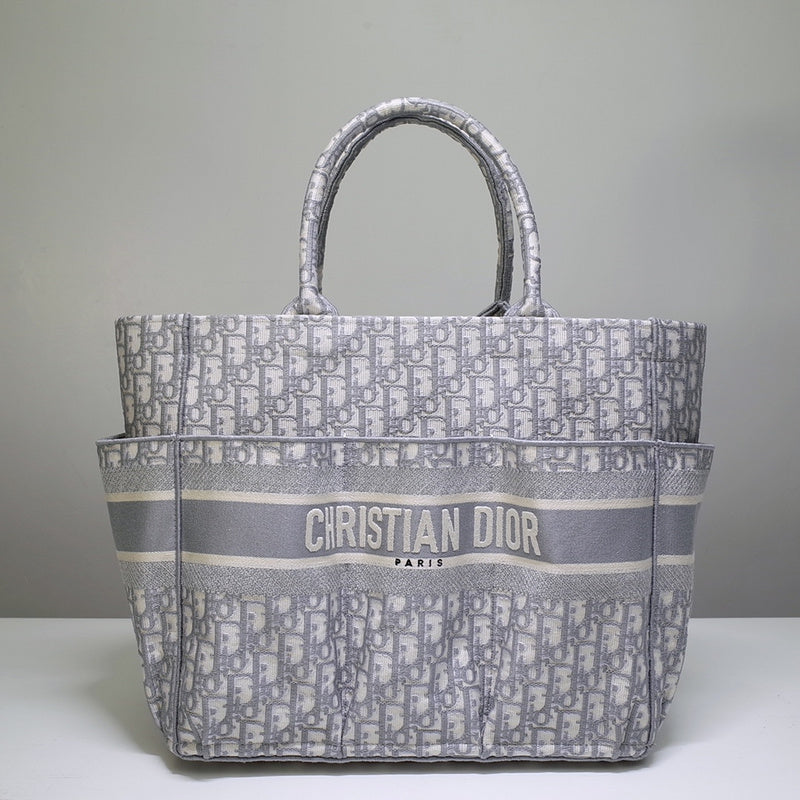MC-Christian Dior-4676
