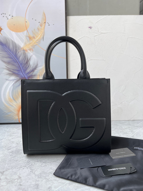 MC-Dolce Gabbana-159
