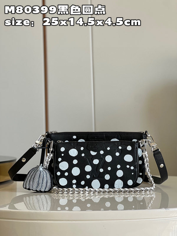 MC-LV-Bags-5143