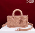 MC-Christian Dior-4701