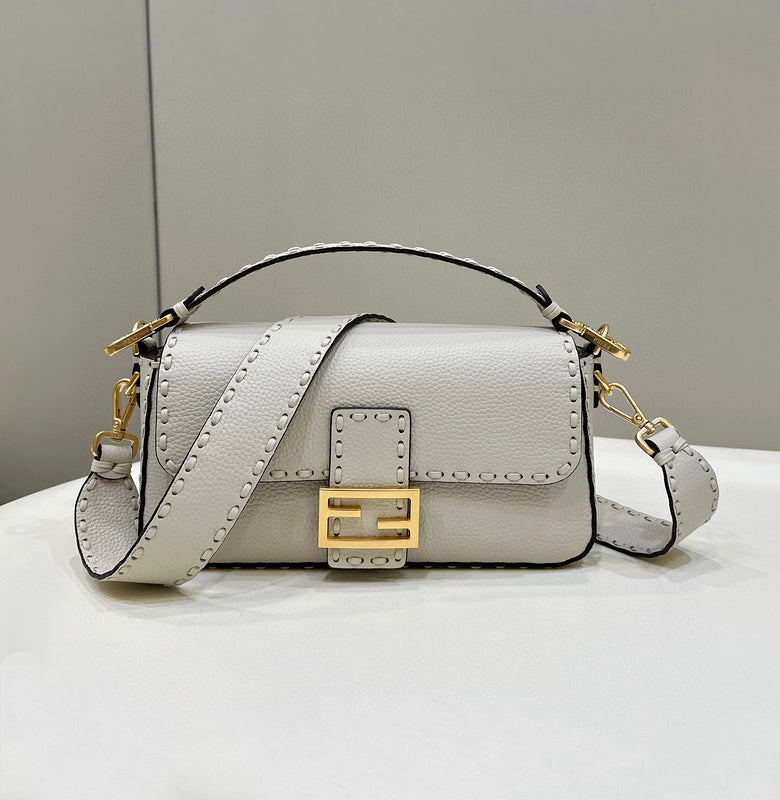 MC-FENDI-4910