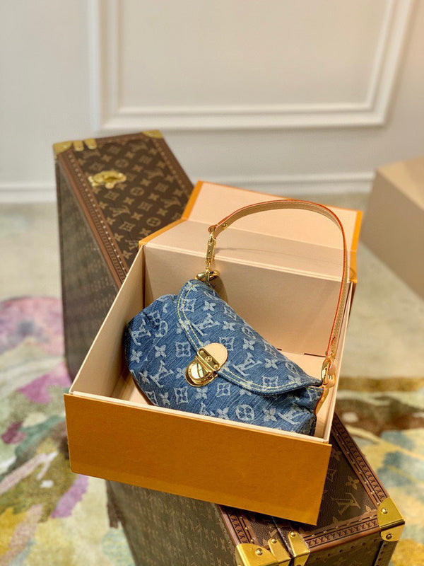 MC-LV-Bags-5160