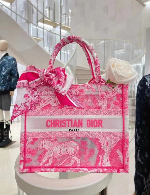 MC-Christian Dior-4712